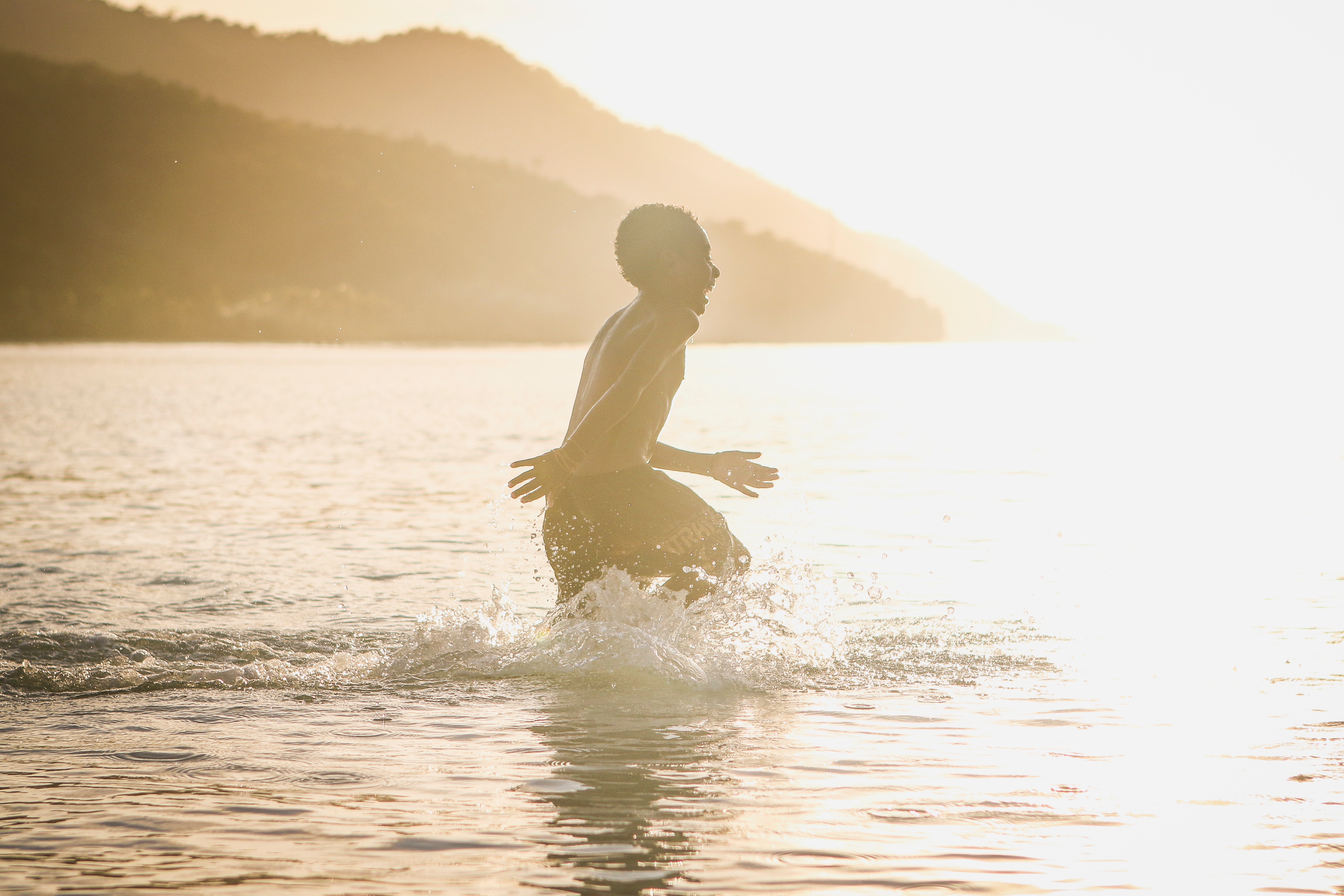 hopeless-romantic-the-real-meaning-and-why-you-should-never-give-up